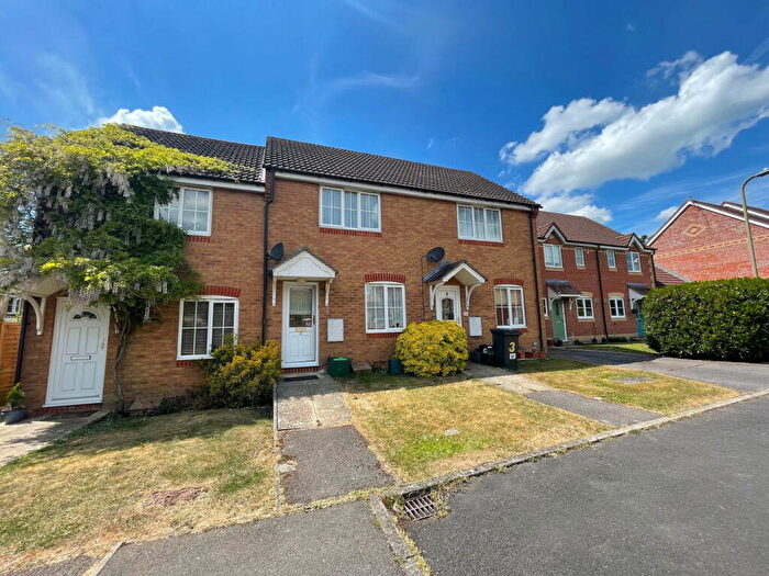 2 Bedroom Terraced House To Rent In Crocus Mead, Thatcham, RG18