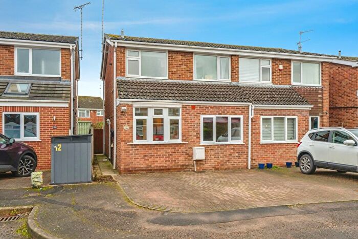 3 Bedroom Semi Detached House For Sale In Church Close, Willington, Derby, DE65