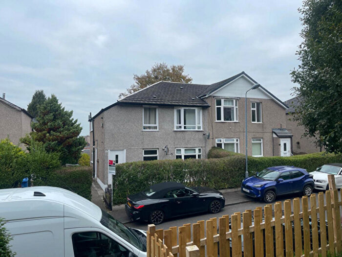 3 Bedroom Flat For Sale In Montford Avenue, Glasgow, G44