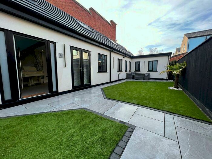 2 Bedroom Terraced House To Rent In Castle Street, Town Centre, Southport, PR9