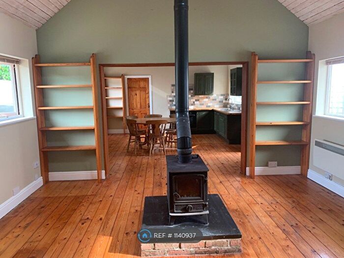 1 Bedroom Bungalow To Rent In Annexe Stud Farm, Newhaven, BN9