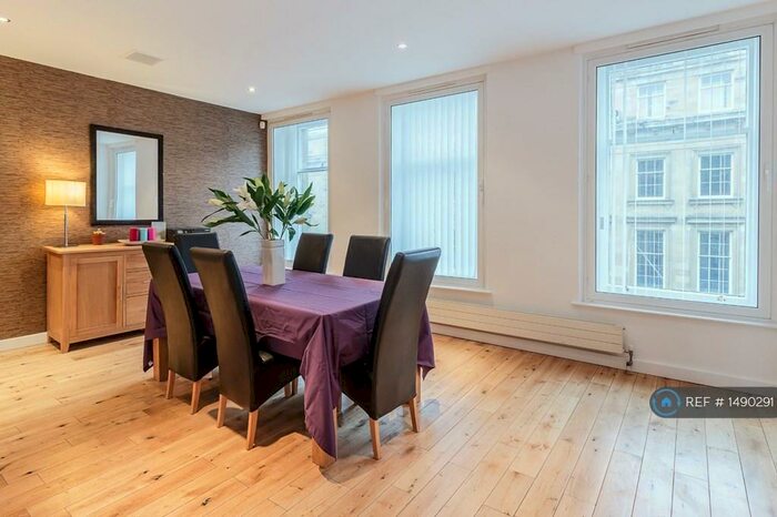 3 Bedroom Penthouse To Rent In Grey Street, Newcastle, NE1