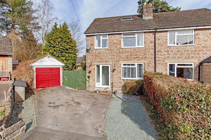 3 Bedroom Semi-Detached House For Sale In Derwent Close, Grindleford, Hope Valley, S32