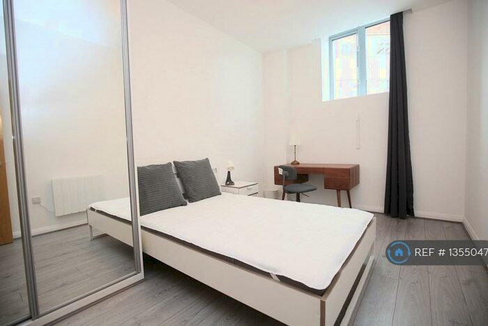 2 Bedroom Flat To Rent In The Co-Operative Building, Coventry, CV1