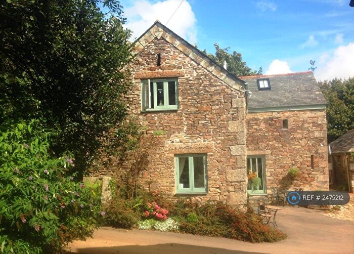 2 Bedroom Flat To Rent In Looedown, Liskeard, PL14