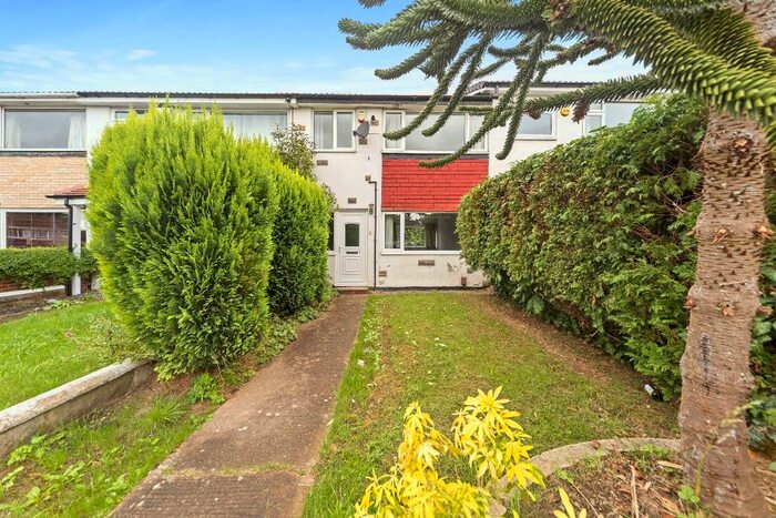 3 Bedroom Terraced House To Rent In Barton Court, Leeds, LS15