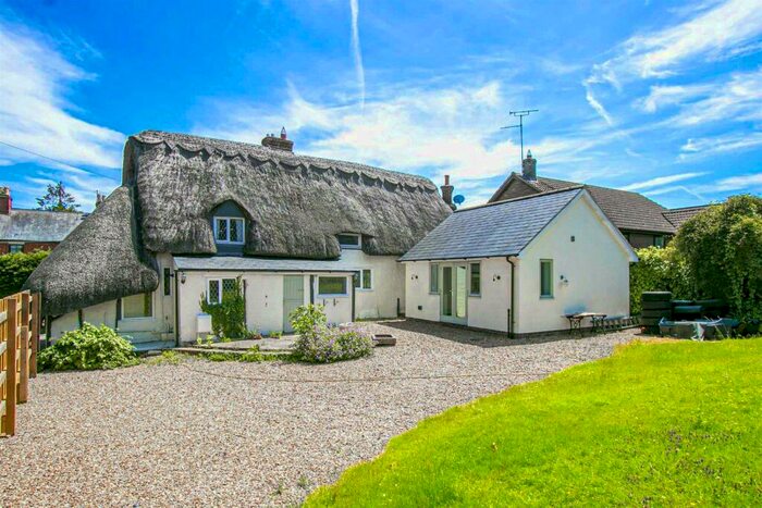 4 Bedroom Detached House To Rent In Newton Longville, MK17