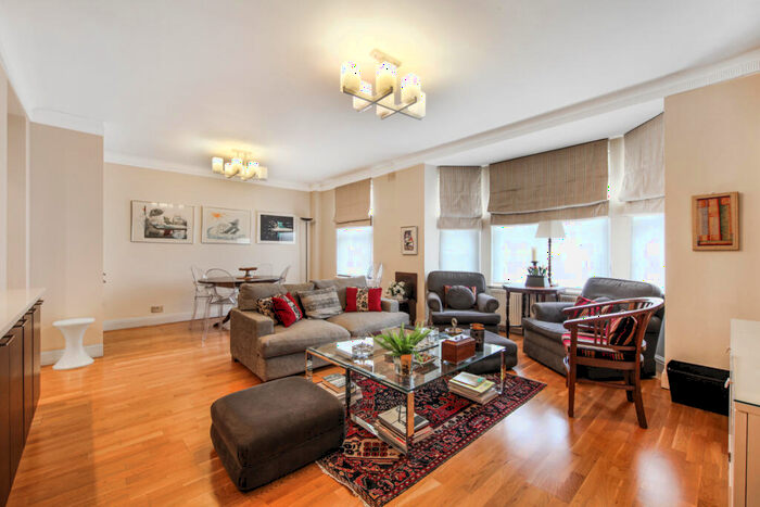 2 Bedroom Flat To Rent In Ascot Court, Grove End Road, NW8