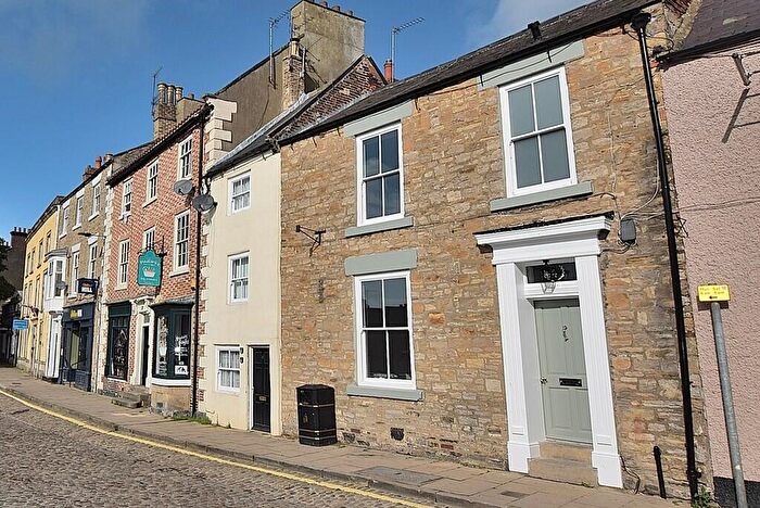 3 Bedroom Terraced House For Sale In Newbiggin, Richmond, DL10