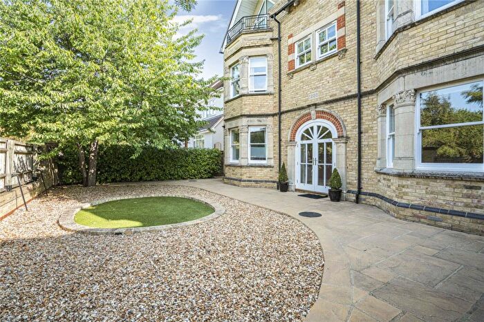 2 Bedroom Apartment For Sale In Victoria Road, Summertown, OX2