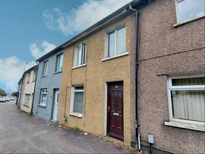 2 Bedroom Property To Rent In Cowbridge Road West, Ely, Cardiff, CF5