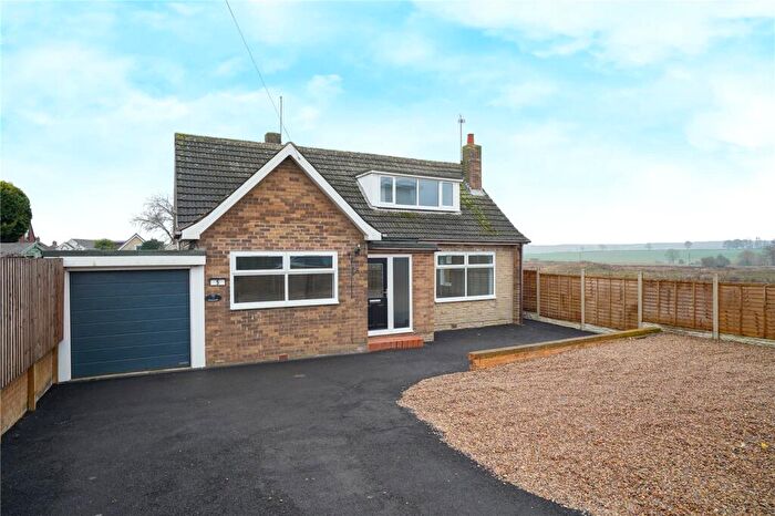 3 Bedroom Bungalow For Sale In Cumwell Lane, Hellaby, Rotherham, South Yorkshire, S66