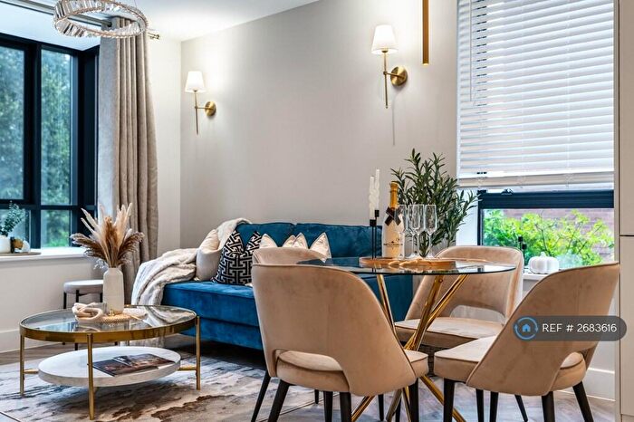 2 Bedroom Flat To Rent In Hatfield Road, St Albans, AL1