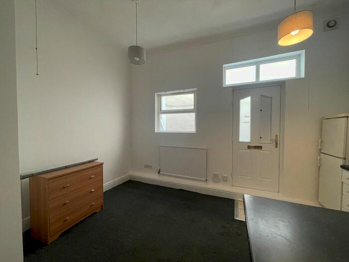 Studio To Rent In Northam Road, Southampton, SO14