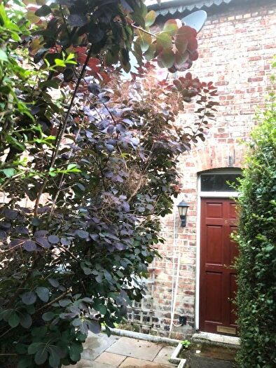 2 Bedroom Terraced House To Rent In Redbridge Grove, Chorlton, M21