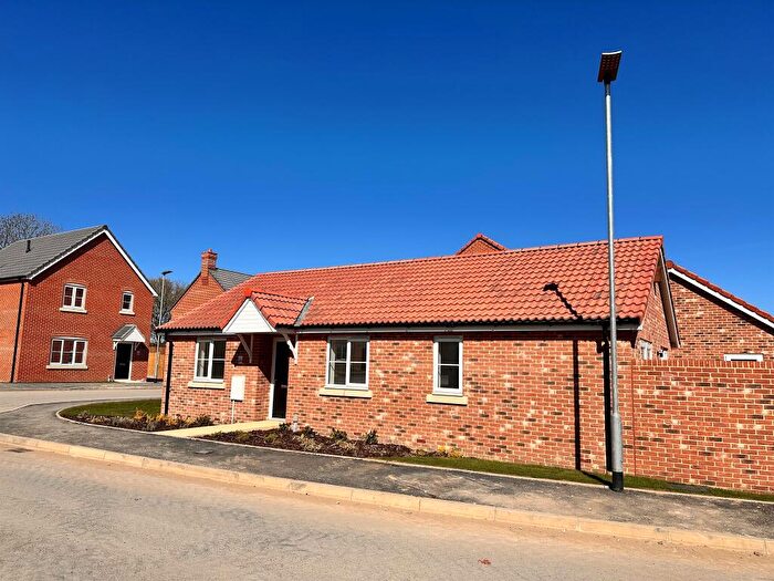 3 Bedroom Detached Bungalow For Sale In St. Johns Hill, Bungay, NR35