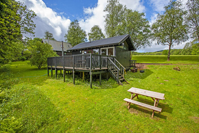 2 Bedroom Property For Sale In Fyne, Loch Aweside Cabins, Dalavich, PA35