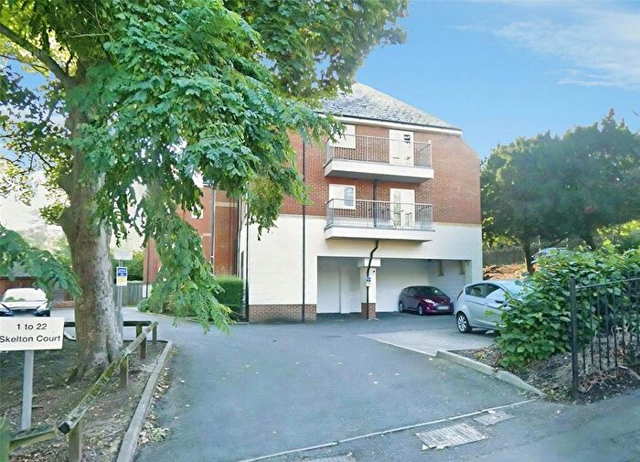 2 Bedroom Flat To Rent In Skelton Court, Connaught Road, Reading, RG30