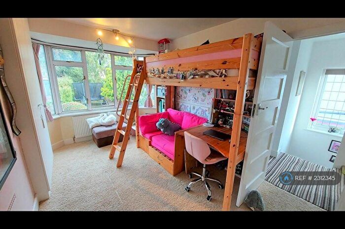 4 Bedroom Semi-Detached House To Rent In Cloonmore Avenue, Orpington, BR6