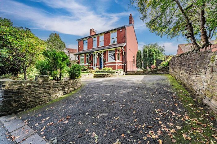 3 Bedroom Semi-Detached House For Sale In Mottram Old Road, Gee Cross, Hyde, SK14
