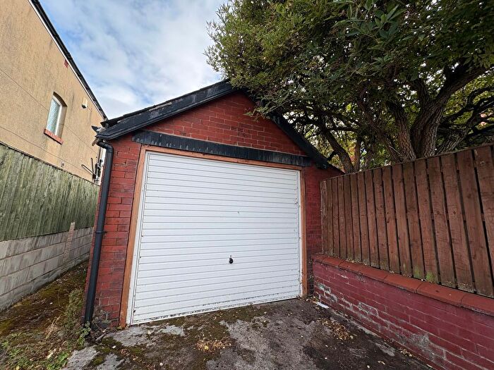 Garage / Parking To Rent In Harlech Avenue, Blackpool, FY1