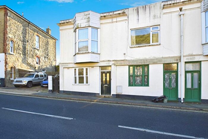 3 Bedroom Terraced House To Rent In Trinity Road, Ventnor, PO38