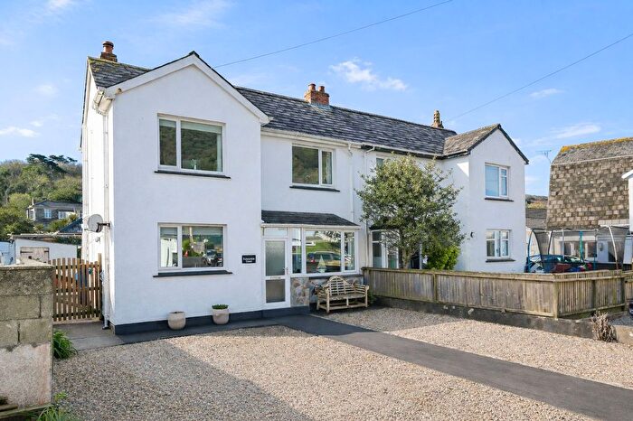 3 Bedroom Semi Detached House For Sale In Sunnyvale Close, Portreath, TR16