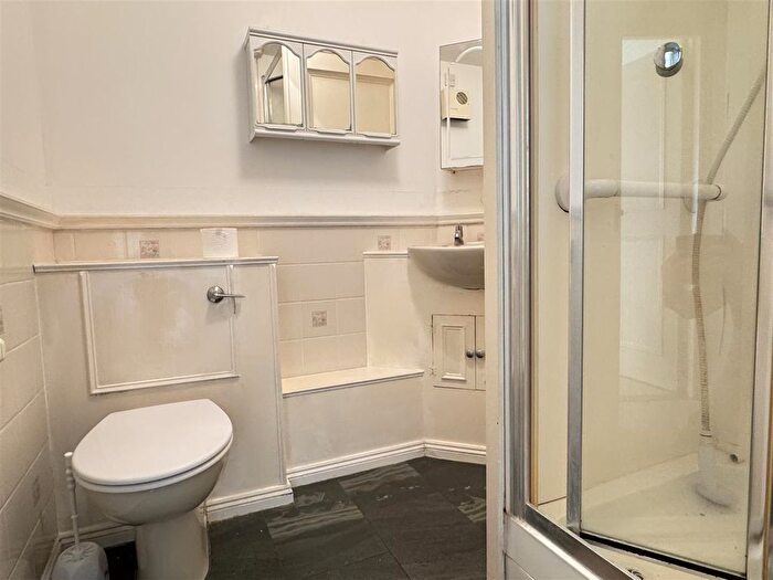 1 Bedroom Detached House For Sale In Chisholme Court, St Austell, St Austell, PL25