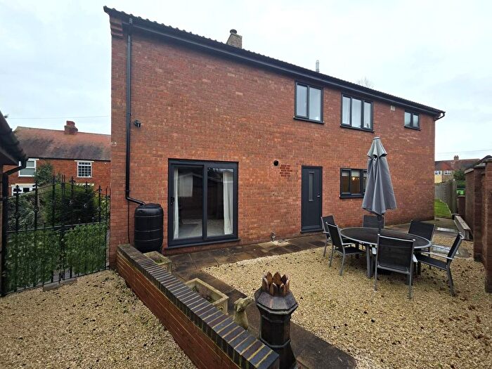 4 Bedroom Detached House For Sale In West End Lane, Potton, SG19