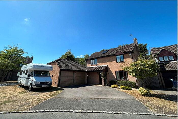 4 Bedroom Detached House To Rent In Kiln Close, Hermitage, Thatcham, RG18