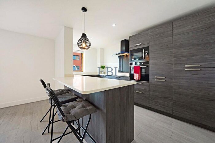 2 Bedroom Apartment For Sale In Galaxy Building, Crews Street, London, E14