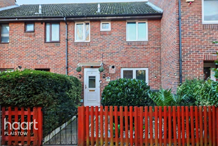 2 Bedroom Terraced House For Sale In Tasman Walk Royal Docks, London, E16