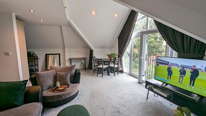 2 Bedroom Property To Rent In Seaton House, Nottingham, NG2