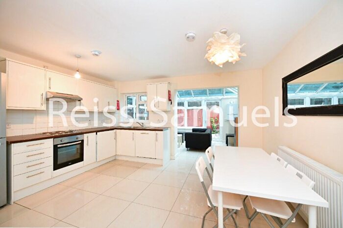 5 Bedroom Terraced House To Rent In Ambassador Square, Canary Wharf, London, E14