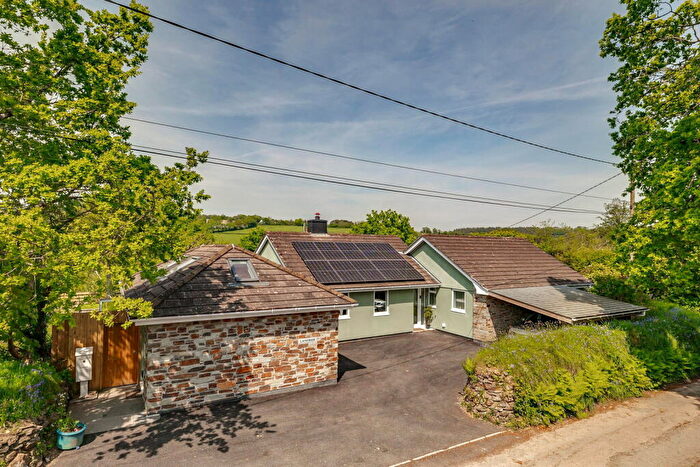 3 Bedroom Detached Bungalow For Sale In Latchley, Gunnislake, PL18