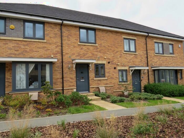 2 Bedroom Terraced House To Rent In William Close, Welwyn Garden City, AL7