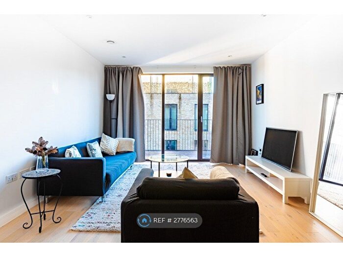 1 Bedroom Flat To Rent In Bartram House, London, NW7