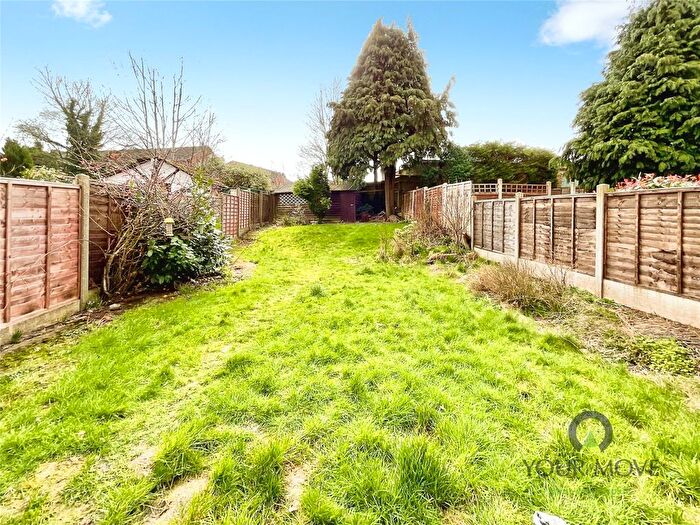 3 Bedroom Semi Detached House For Sale In Torre Avenue, Birmingham, West Midlands, B31