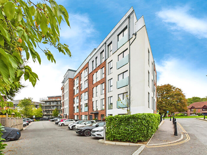 1 Bedroom Apartment For Sale In Century House, Horsham, West Sussex, RH13