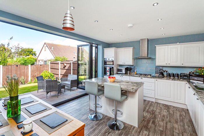 5 Bedroom Detached House For Sale In Gateforth Court, Hambleton, North Yorkshire, YO8