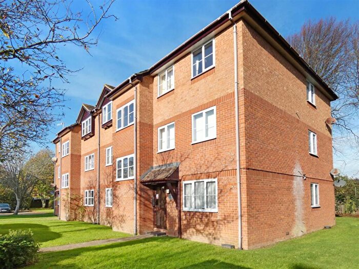 1 Bedroom Apartment For Sale In Guildford Road, Rustington, Littlehampton, BN16