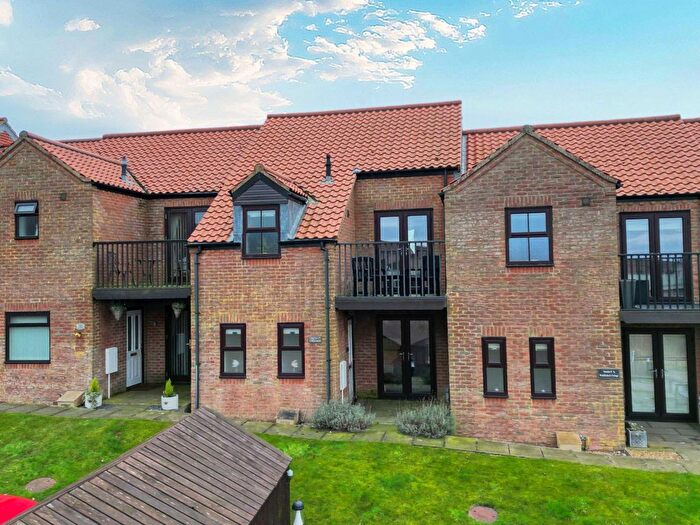 3 Bedroom Cottage For Sale In Riverside View, Captain Cooks Holiday Park, YO22