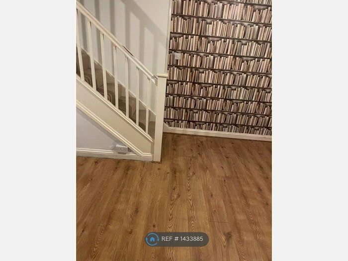 1 Bedroom Terraced House To Rent In St. Clements Close, Northfleet, Gravesend, DA11