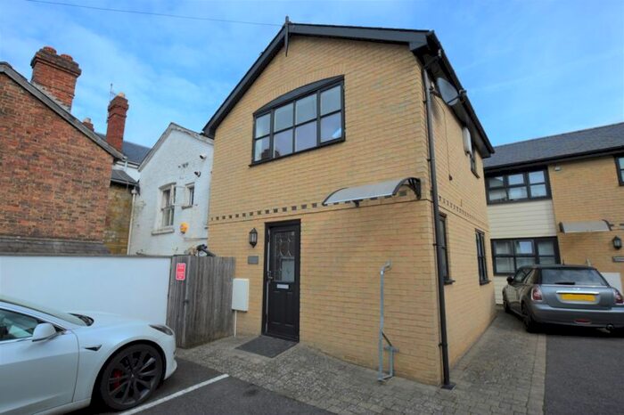 1 Bedroom Property To Rent In Albert Cottages, Camden Road, Tunbridge Wells, TN1