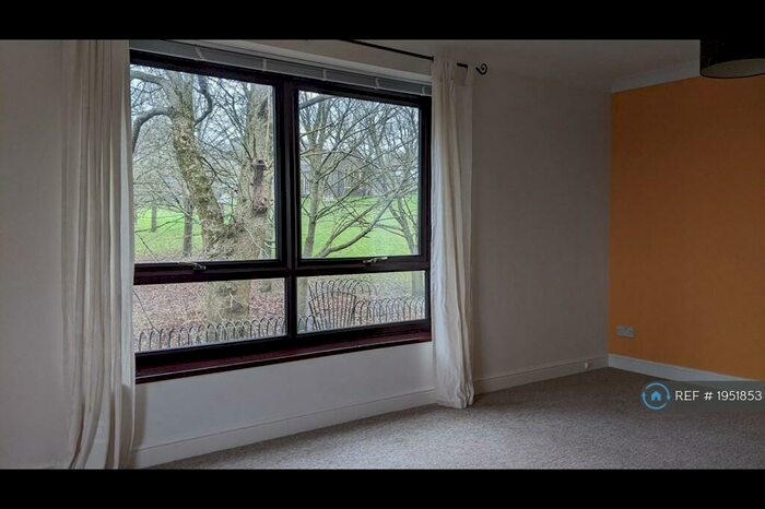 2 Bedroom Flat To Rent In St. Nicholas Lodge, Brighton, BN1