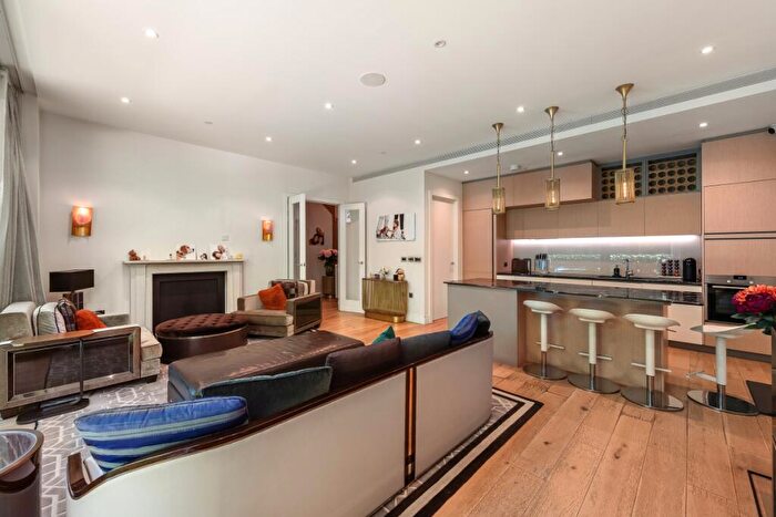 3 Bedroom Flat For Sale In Riverlight Quay London, SW11