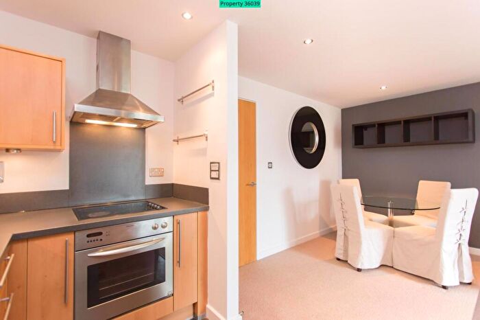 2 Bedroom Apartment To Rent In Riverside West Apartments, Whitehall Road, Leeds, LS1