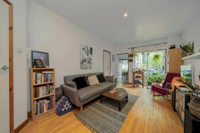 1 Bedroom Flat To Rent In Florence Road, London, N4