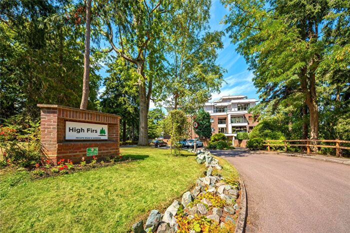 3 Bedroom Flat For Sale In High Firs, Gills Hill, Radlett, Hertfordshire, WD7
