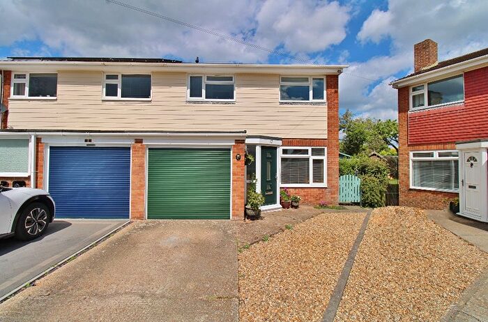 3 Bedroom Semi-Detached House For Sale In Harriet Close, Hill Head, Fareham, PO14